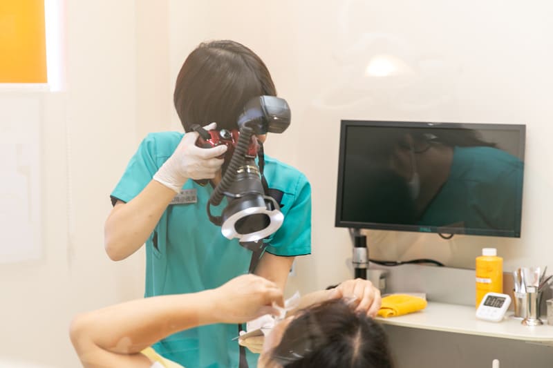 高知県　高知市　アポロニア歯科クリニック　マウスピースのデメリットをワイヤーで補完することも